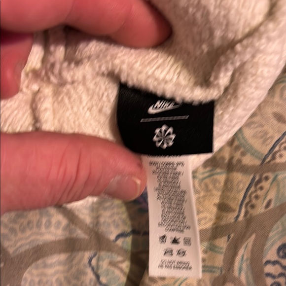 Nike White Knit Beanie - Picture 2 of 3